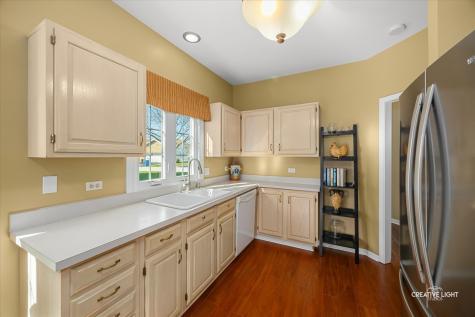 595 Golfers Lane Bartlett IL 60103