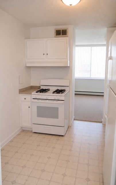 2200 South Stewart Avenue Lombard IL 60148