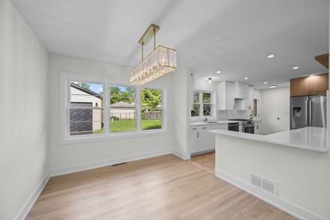 1024 Arbor Lane Glenview IL 60025