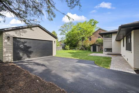 1024 Arbor Lane Glenview IL 60025