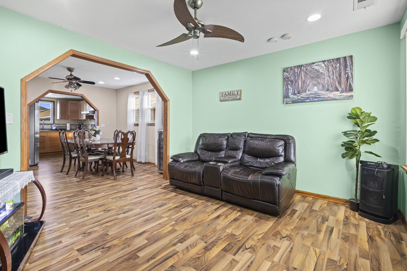 4901 South Lorel Avenue Chicago IL 60638