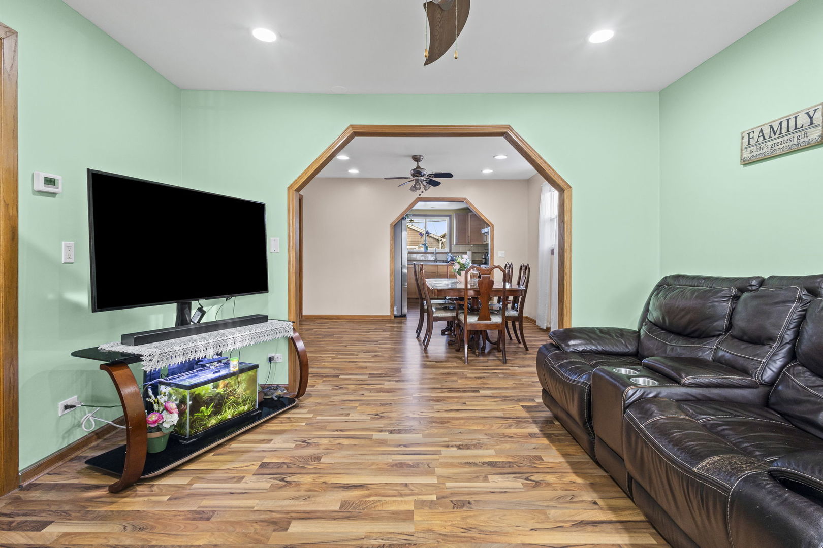 4901 South Lorel Avenue Chicago IL 60638