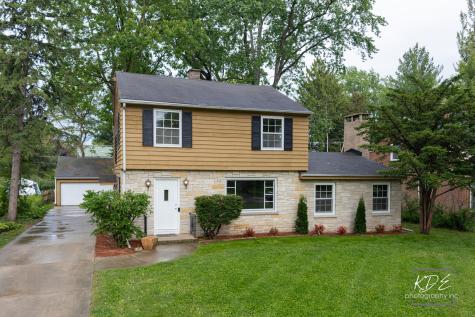 210 South Gladstone Avenue Aurora IL 60506