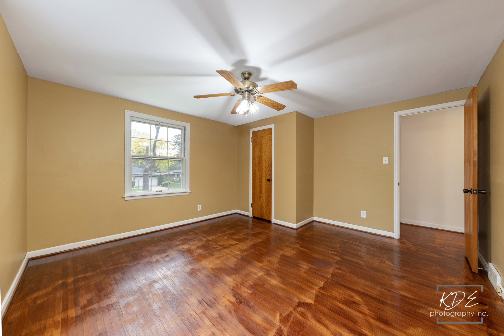210 South Gladstone Avenue Aurora IL 60506