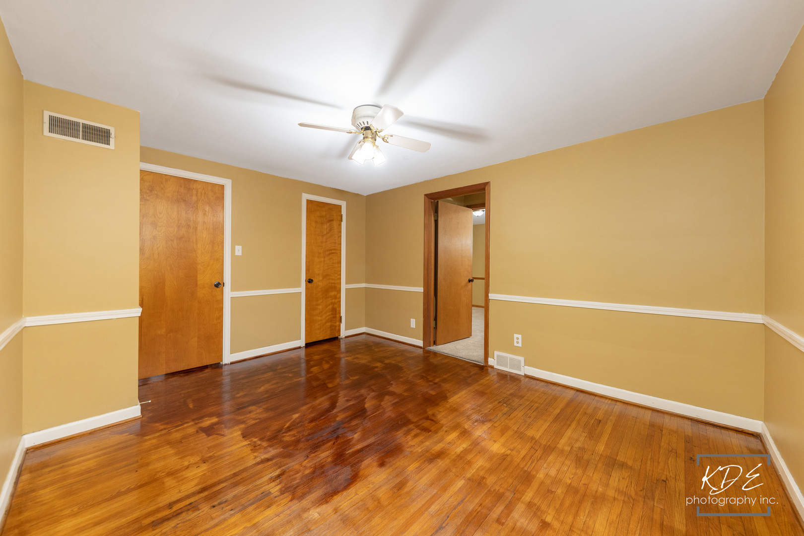 210 South Gladstone Avenue Aurora IL 60506