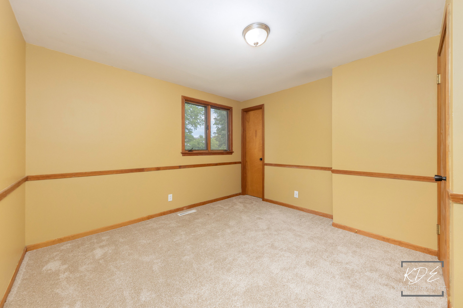 210 South Gladstone Avenue Aurora IL 60506