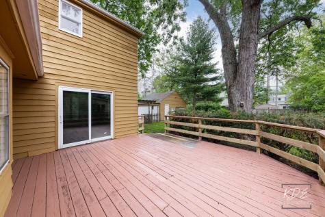 210 South Gladstone Avenue Aurora IL 60506