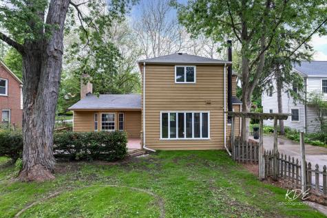 210 South Gladstone Avenue Aurora IL 60506