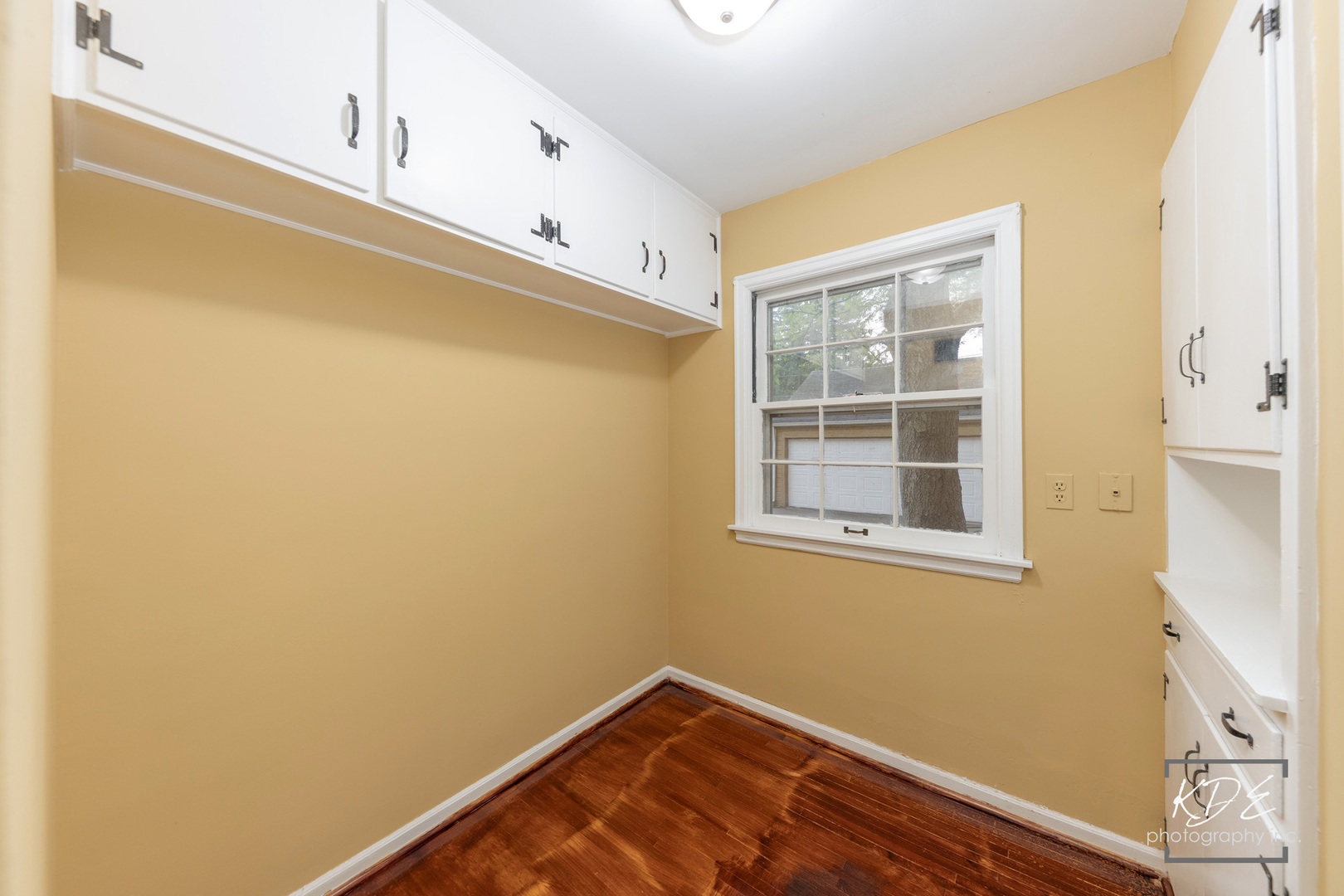210 South Gladstone Avenue Aurora IL 60506