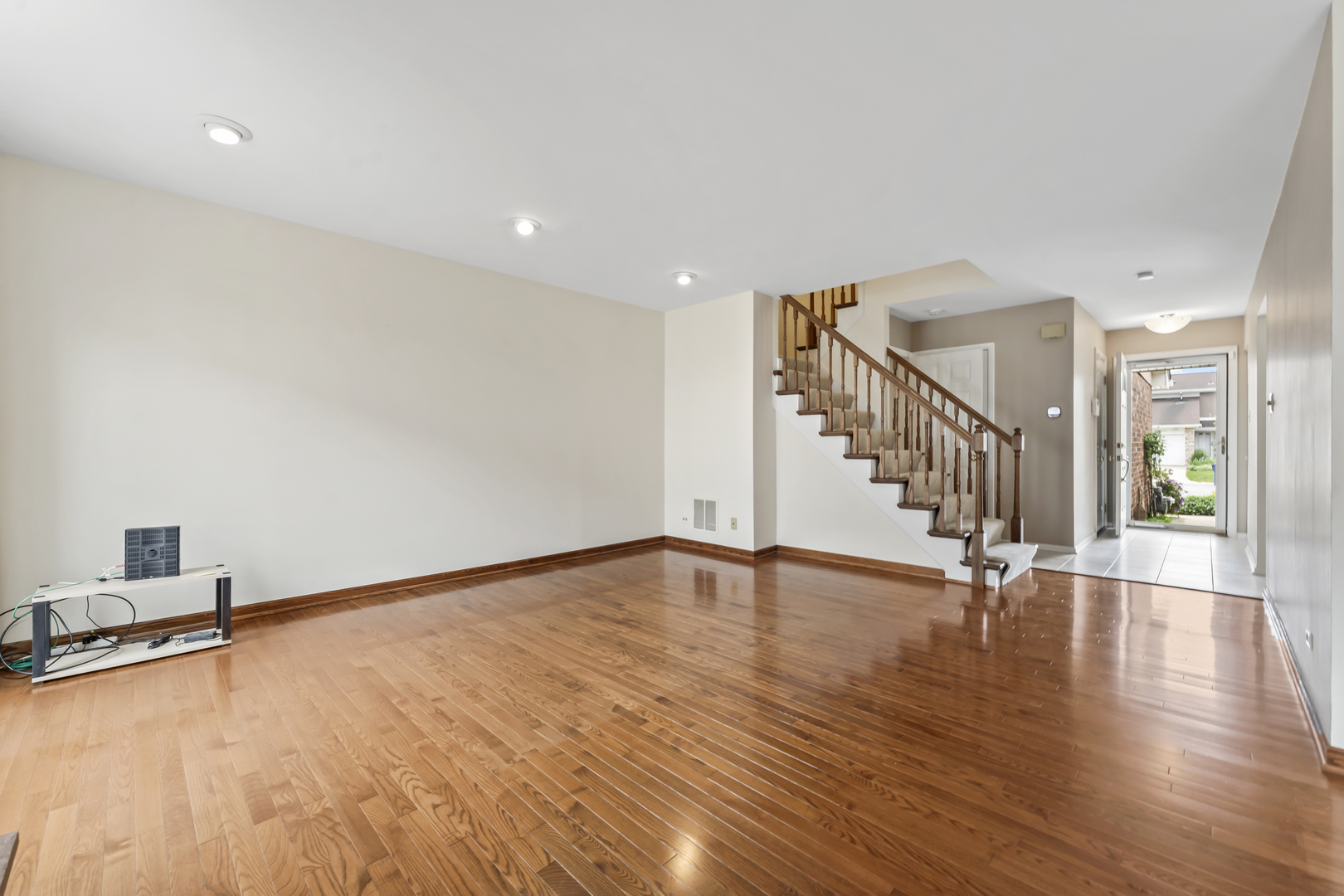 1253 Reading Court Wheaton IL 60189