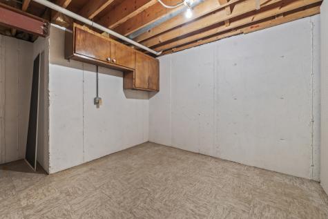 1253 Reading Court Wheaton IL 60189
