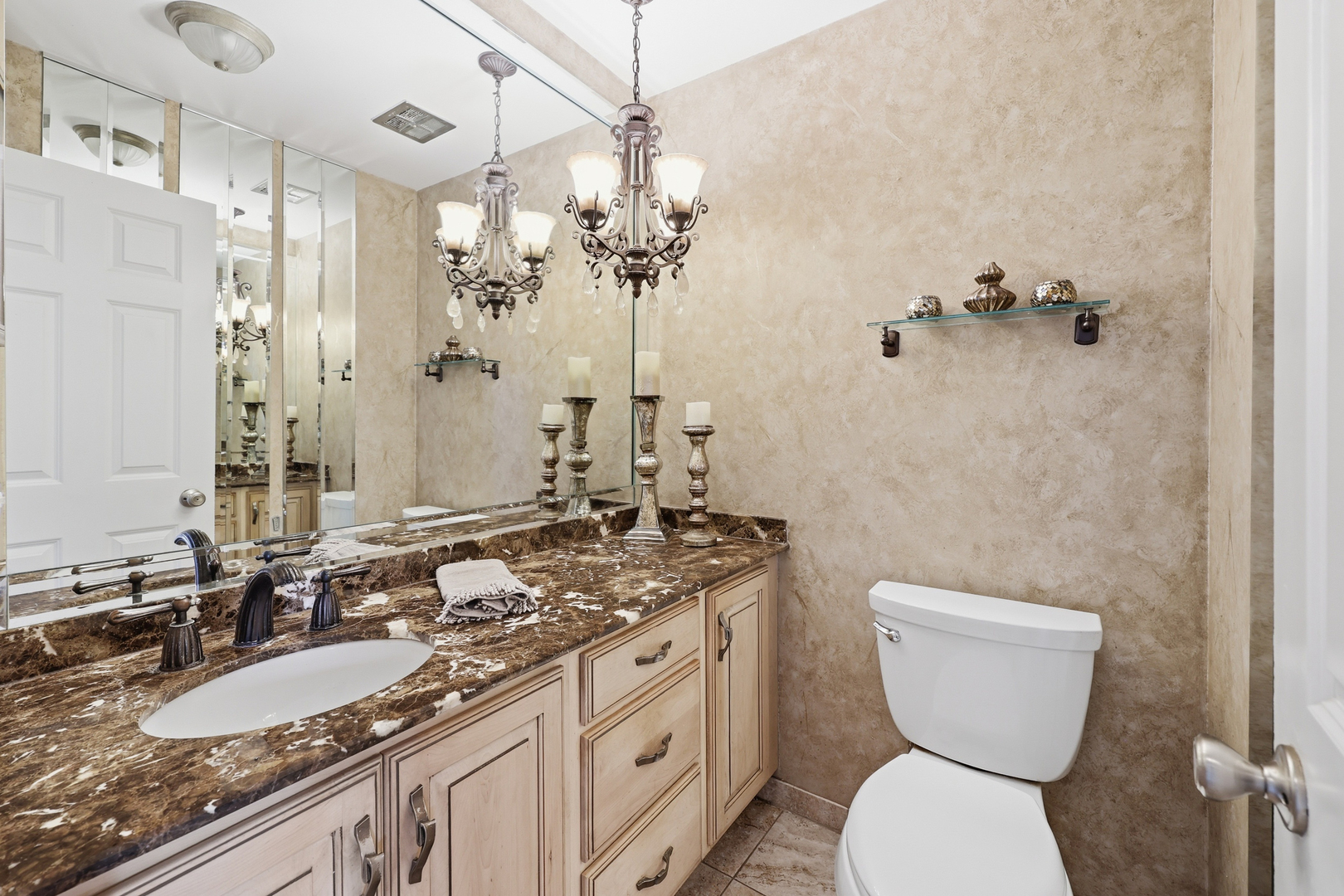 715 Pinecroft Drive Roselle IL 60172