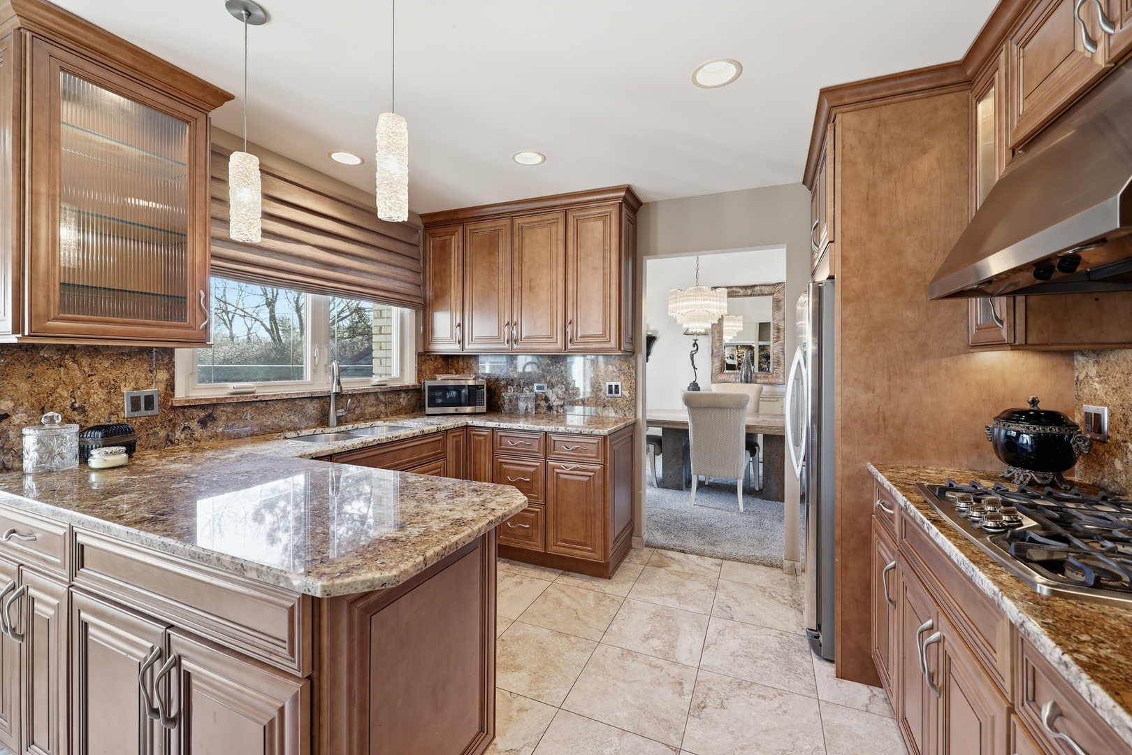 715 Pinecroft Drive Roselle IL 60172