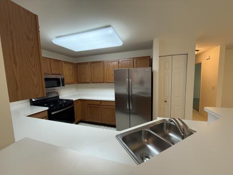 17080 West Cunningham Court Libertyville IL 60048
