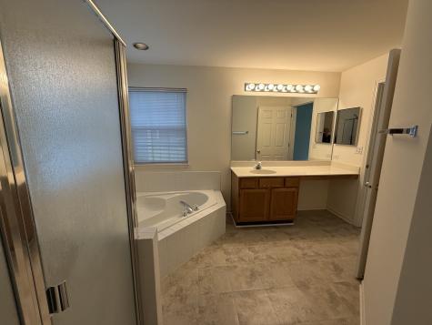 17080 West Cunningham Court Libertyville IL 60048