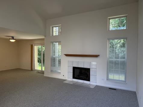 17080 West Cunningham Court Libertyville IL 60048