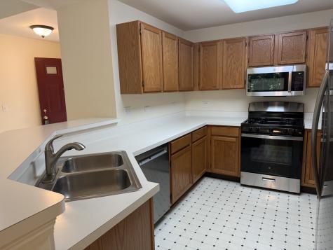 17080 West Cunningham Court Libertyville IL 60048