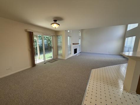 17080 West Cunningham Court Libertyville IL 60048