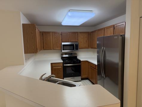 17080 West Cunningham Court Libertyville IL 60048
