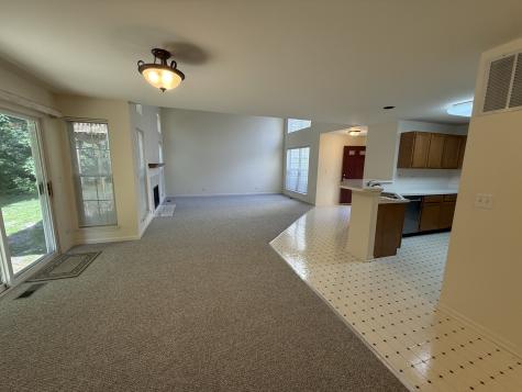 17080 West Cunningham Court Libertyville IL 60048