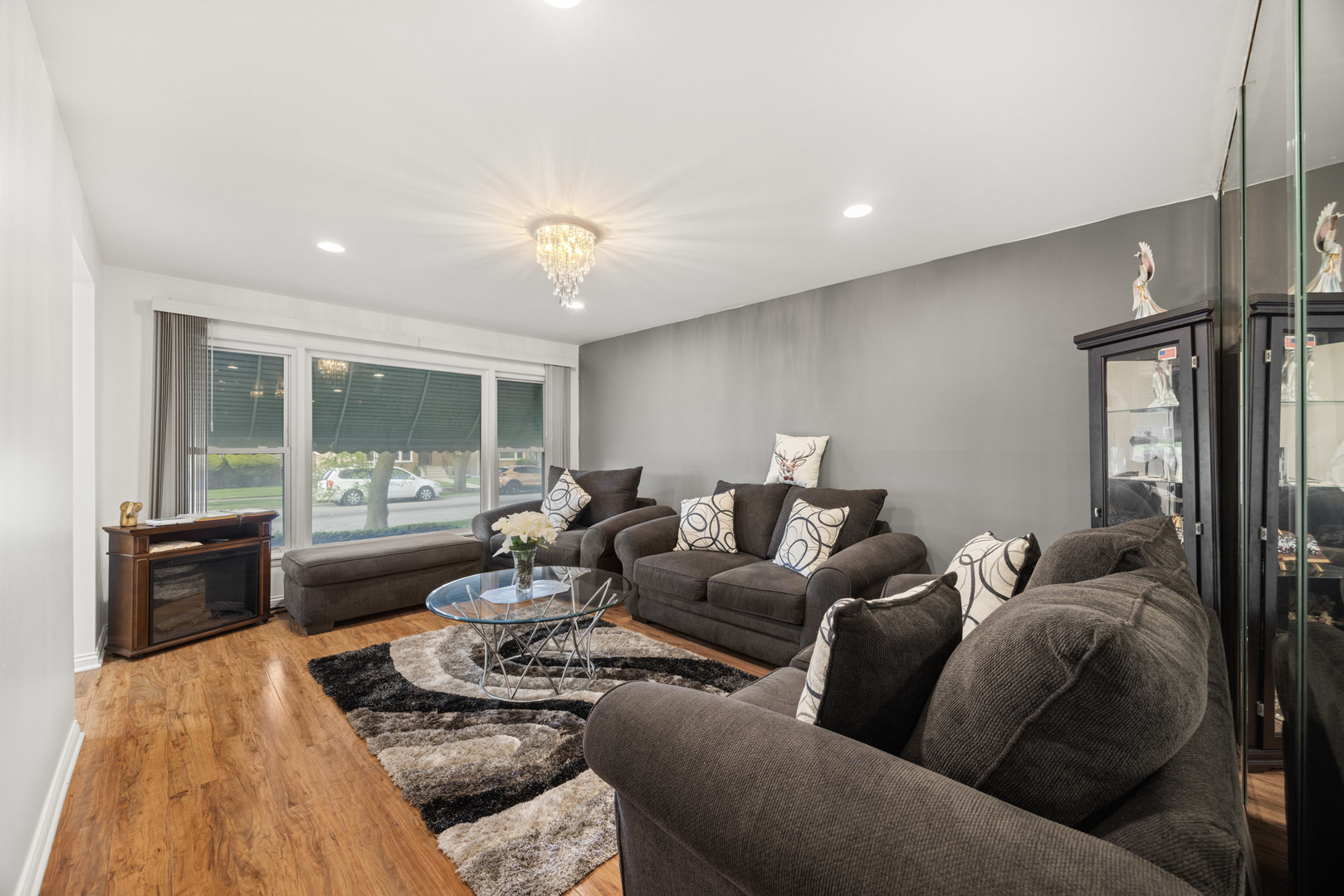 57 West 78th Place Chicago IL 60620