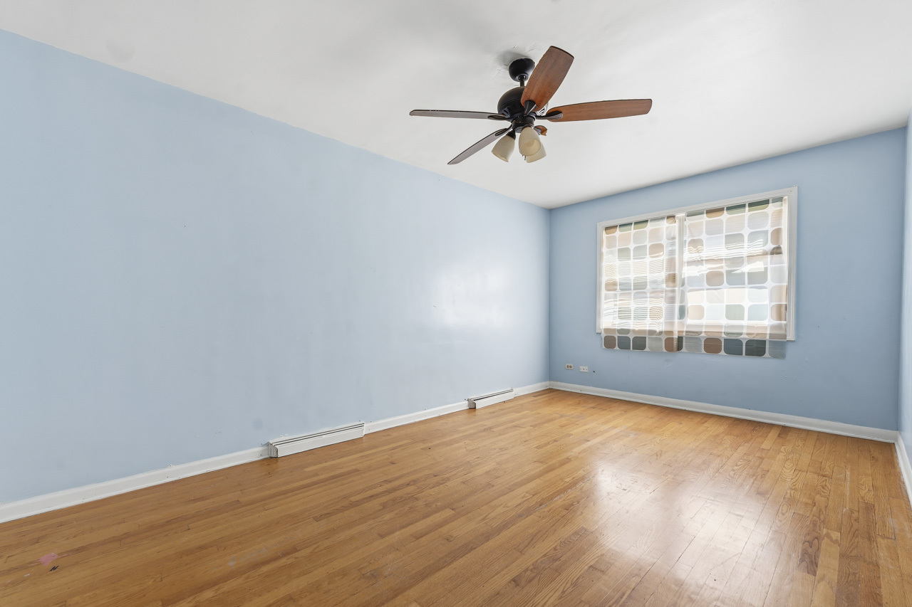 7843 South Yates Boulevard Chicago IL 60649