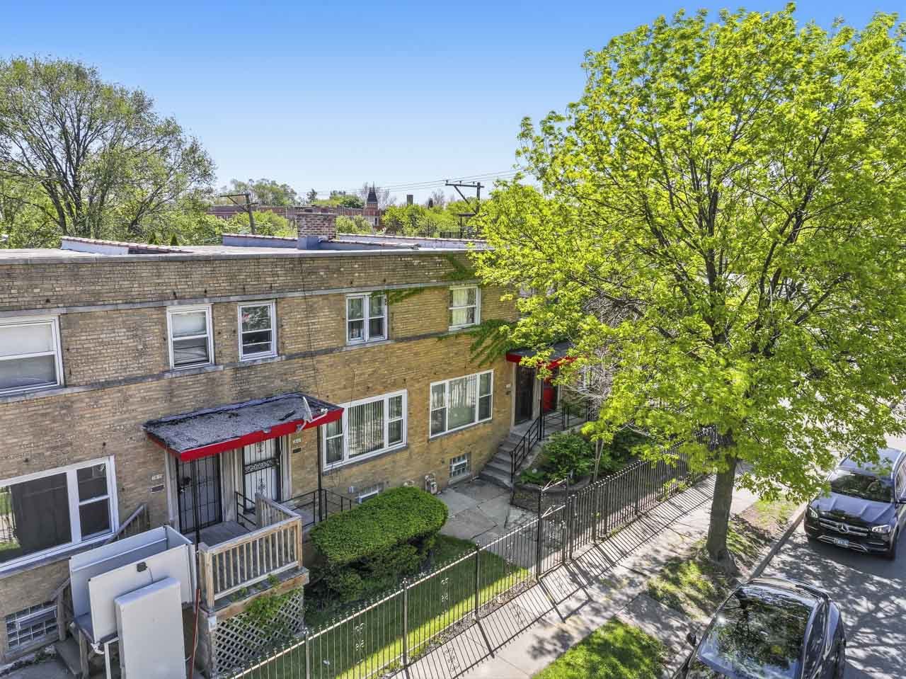 7843 South Yates Boulevard Chicago IL 60649