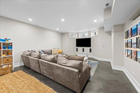 412 Central Avenue Wilmette IL 60091