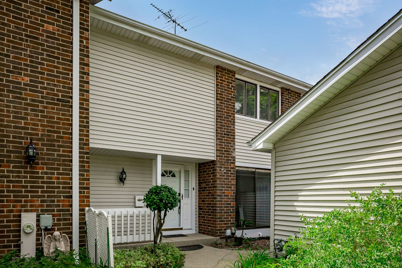 30W289 Pinehurst Drive Naperville IL 60563