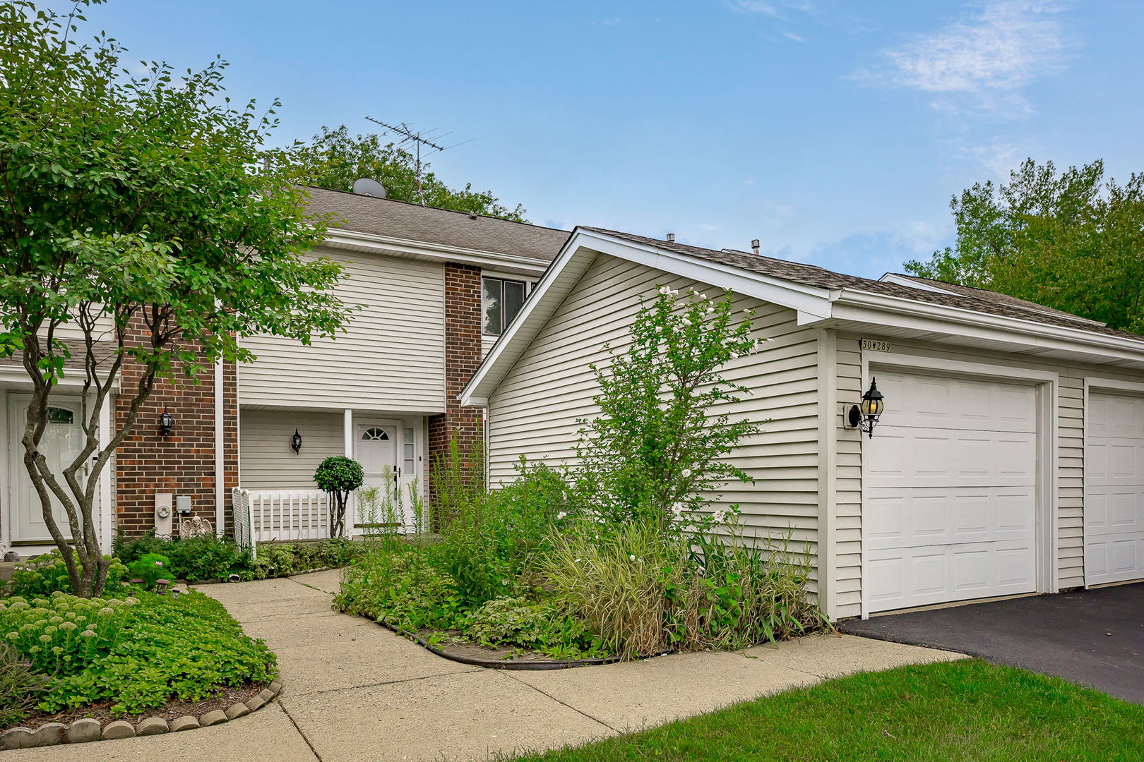 30W289 Pinehurst Drive Naperville IL 60563