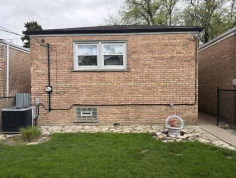 5804 West 59th Street Chicago IL 60638