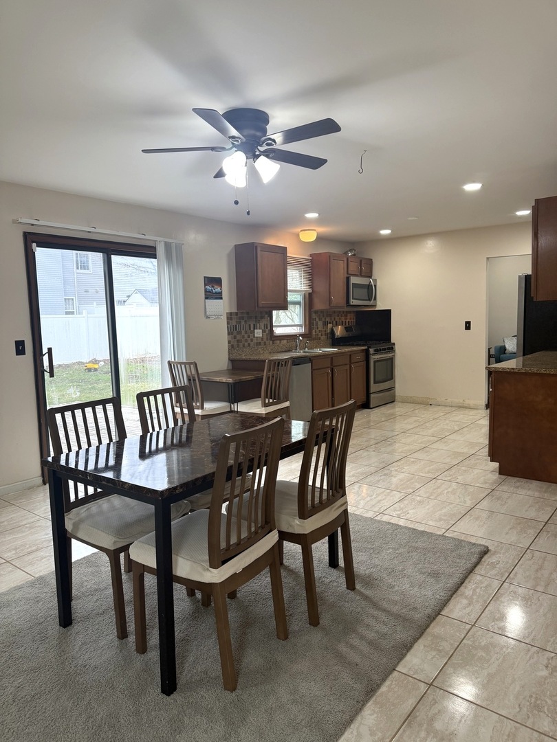 39 Dennison Drive Glendale Heights IL 60139