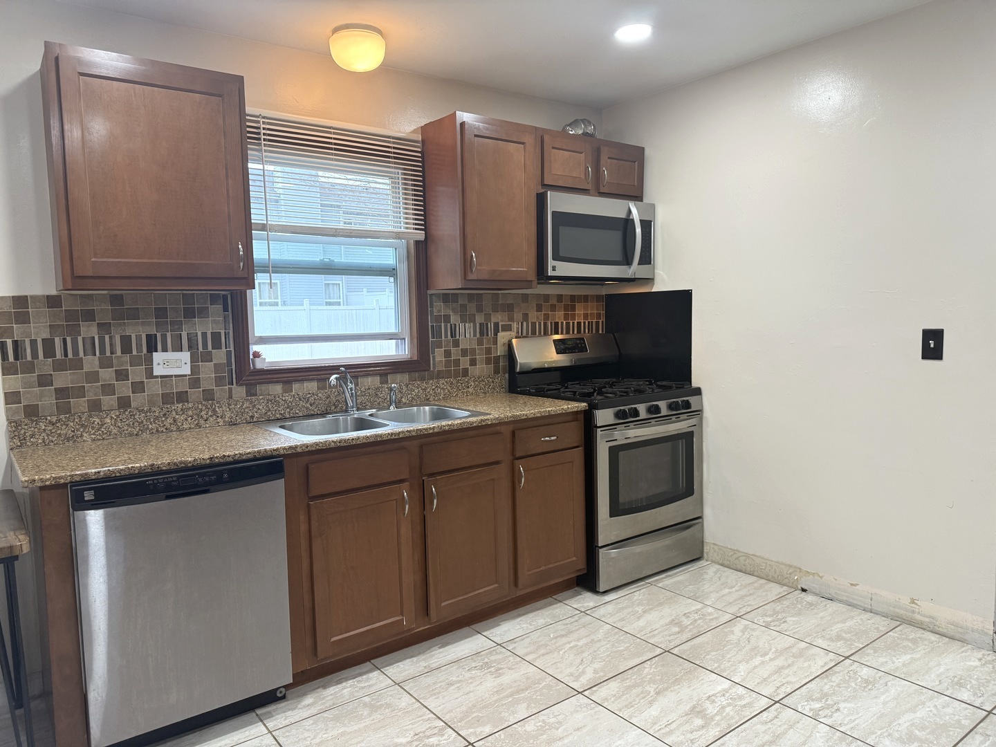 39 Dennison Drive Glendale Heights IL 60139