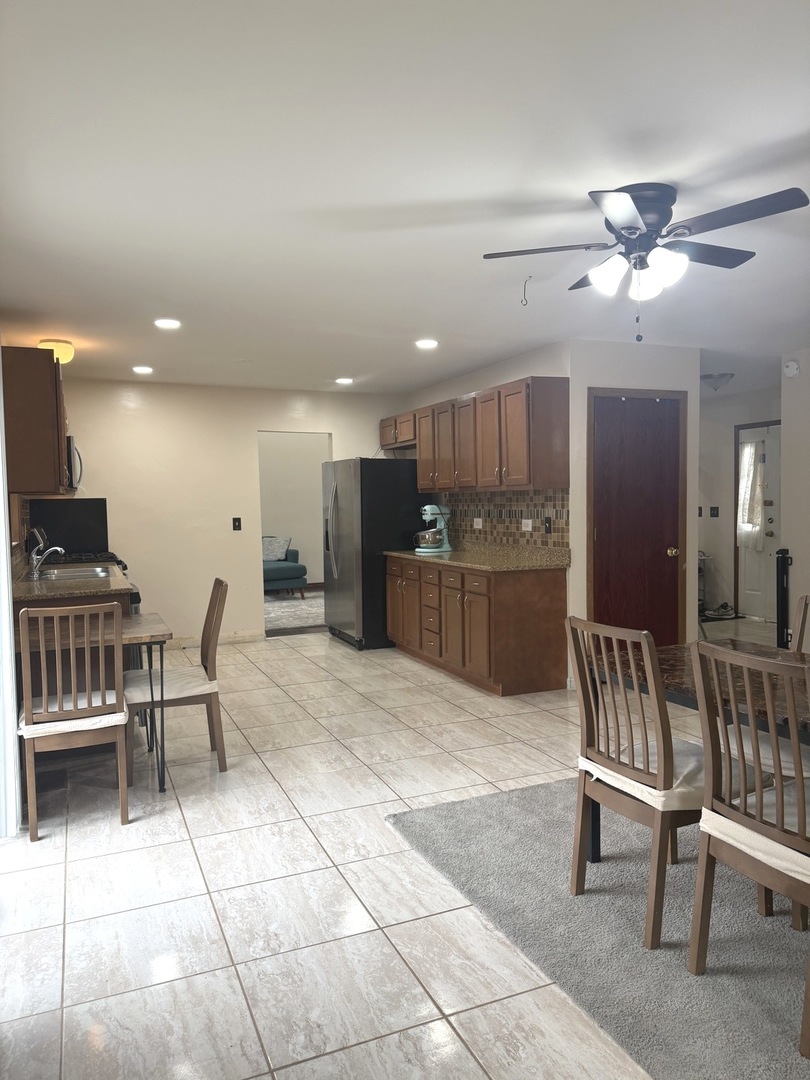 39 Dennison Drive Glendale Heights IL 60139