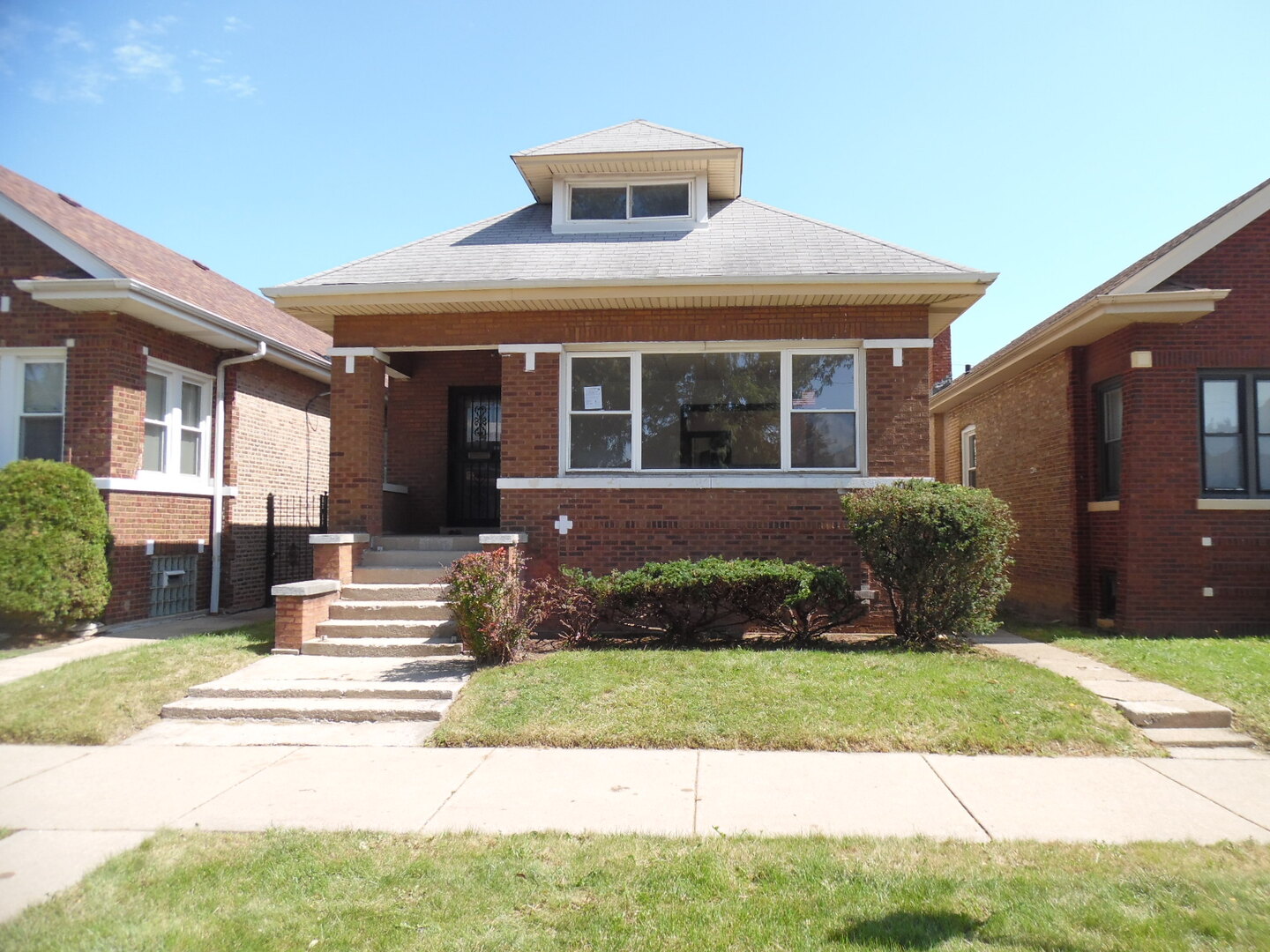 8211 South Morgan Street Chicago IL 60620