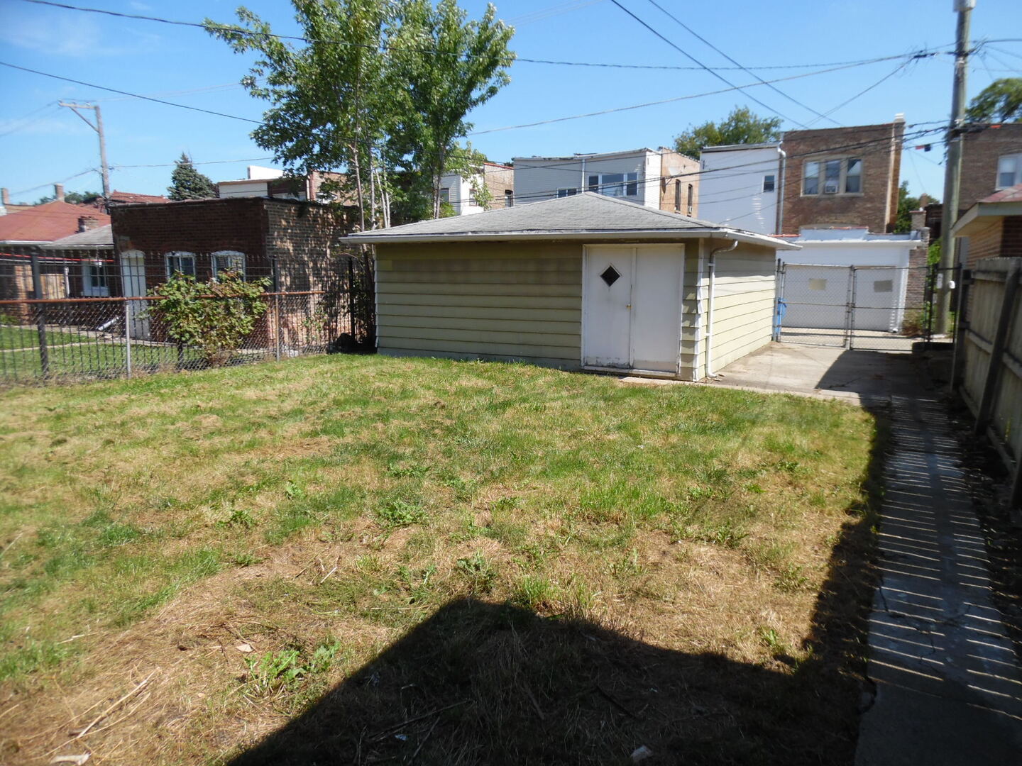 8211 South Morgan Street Chicago IL 60620