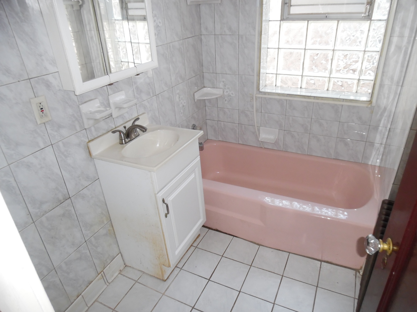 8211 South Morgan Street Chicago IL 60620