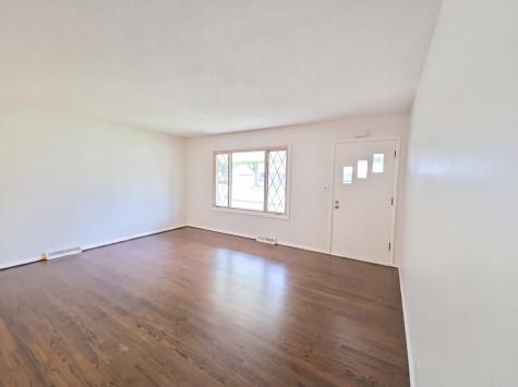 400 Phyllis Avenue SE Rochelle IL 61068