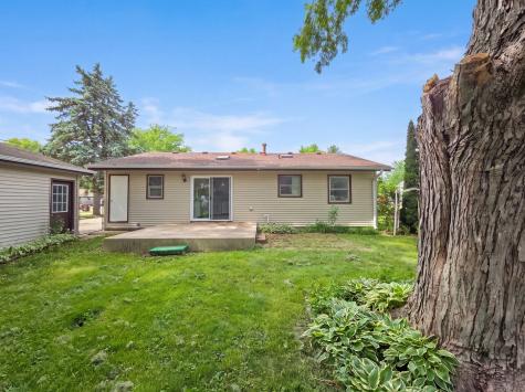 400 Phyllis Avenue SE Rochelle IL 61068