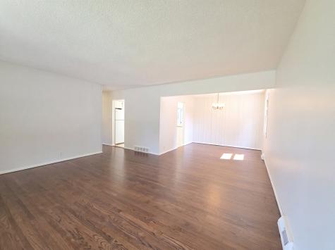 400 Phyllis Avenue SE Rochelle IL 61068