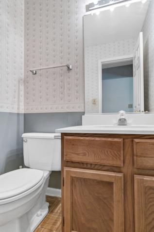 6 Dartmouth Court Streamwood IL 60107