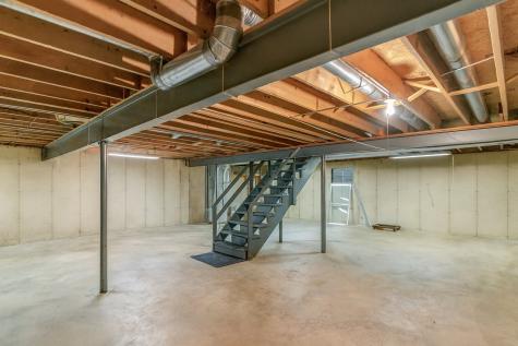 6 Dartmouth Court Streamwood IL 60107