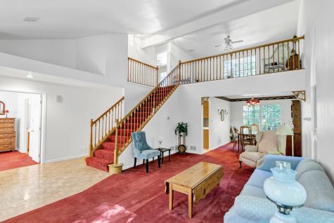 6 Dartmouth Court Streamwood IL 60107