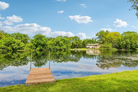 62 Dundee Lane Barrington IL 60010