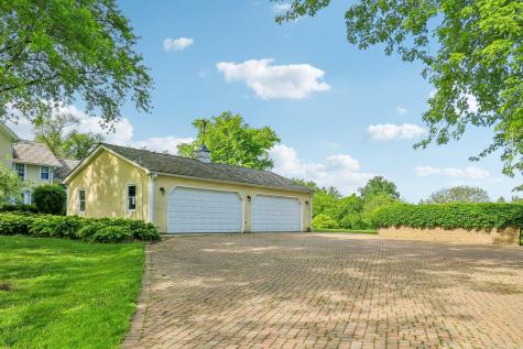 62 Dundee Lane Barrington IL 60010