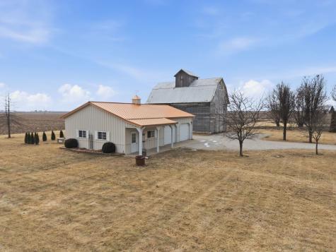 2547 Reynolds Road Ashton IL 61006