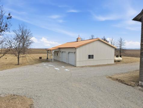 2547 Reynolds Road Ashton IL 61006