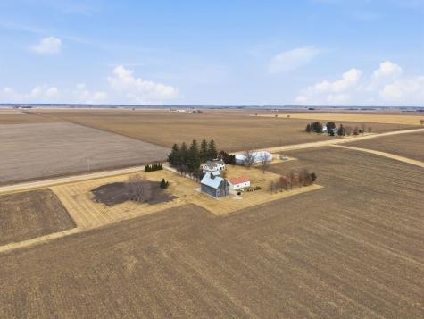 2547 Reynolds Road Ashton IL 61006