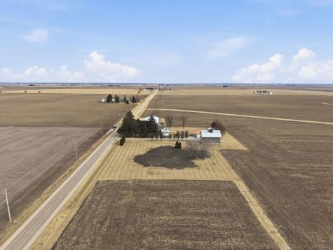 2547 Reynolds Road Ashton IL 61006