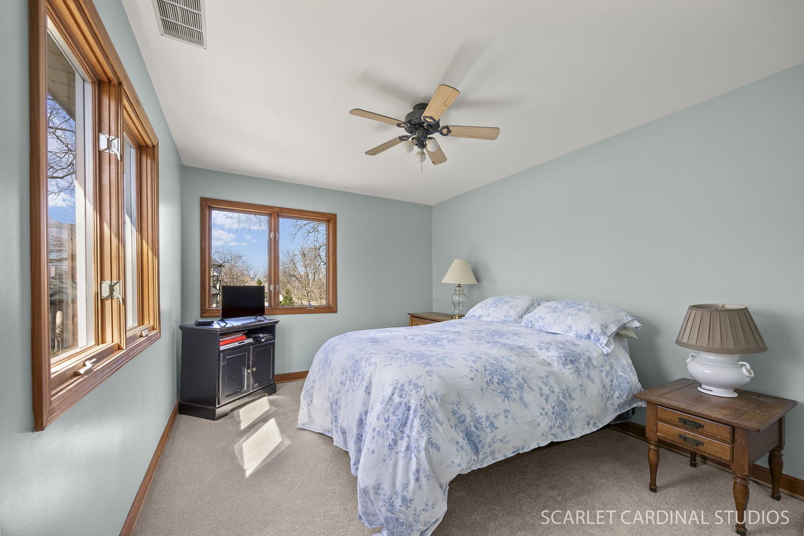 710 North Kenilworth Avenue Glen Ellyn IL 60137